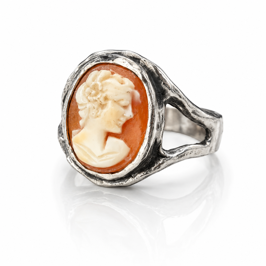 Aurelia Cameo Ring