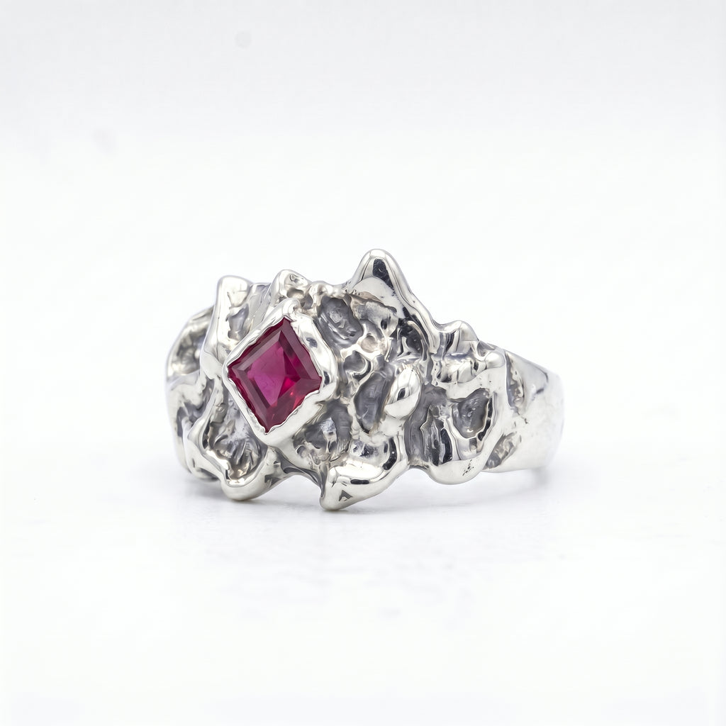 Cinis Ring