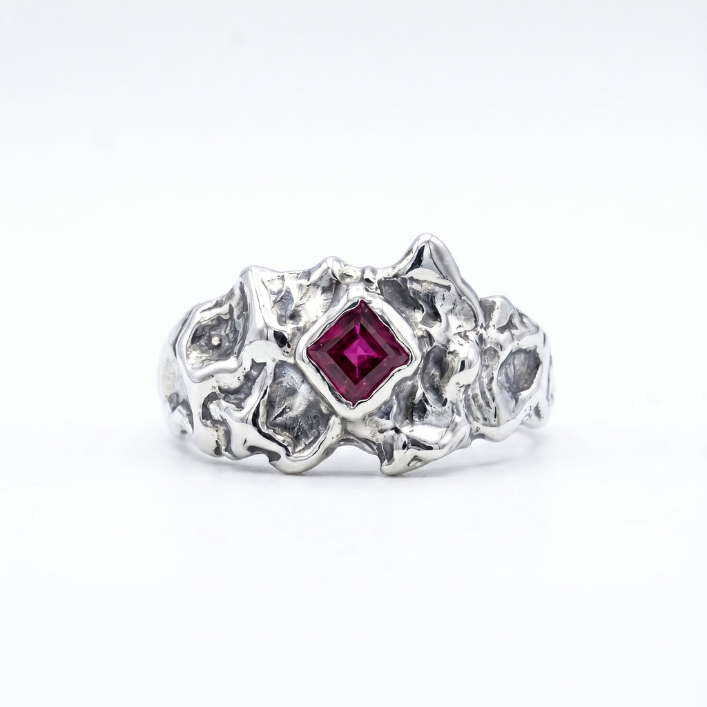 Cinis Ring